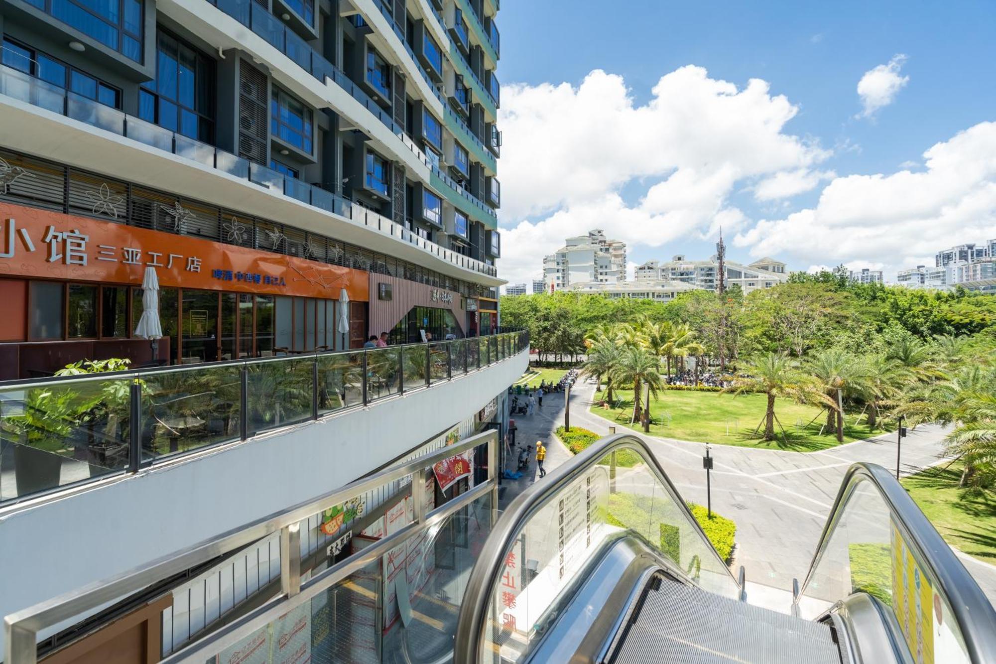 Poly Central Plaza By Boli At Sanya City Center#Near Joy City Екстериор снимка